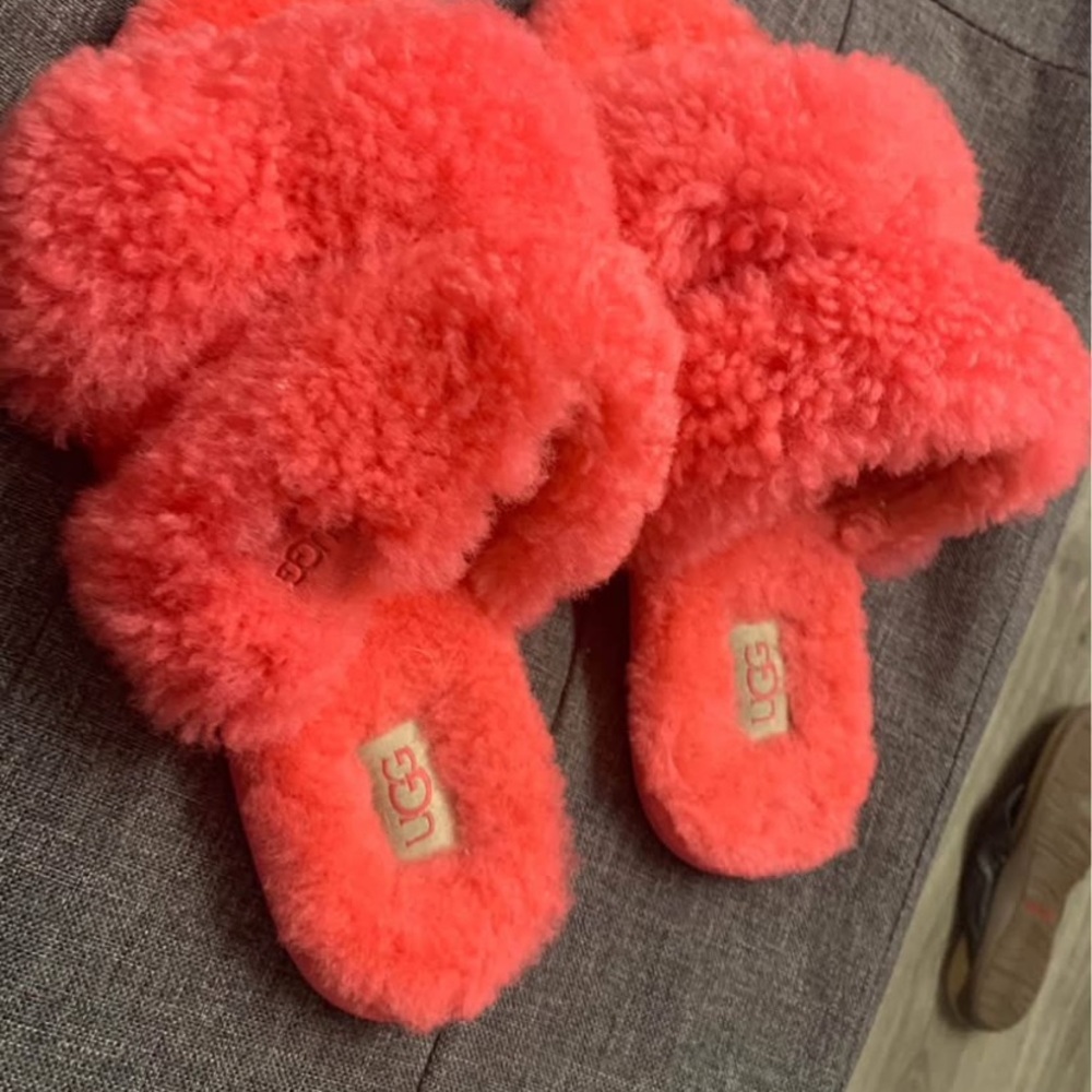 UGG plush wool pink Slippers